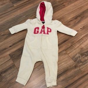 Gap 3-6 warm overall for a little girl